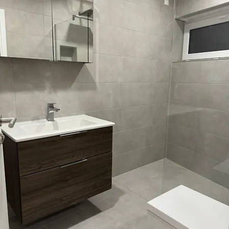 Ku28 One - Modern & Ruhig, 5 Min Zum Bahnhof, Parkplatz Inklusive - Bema Bamberg